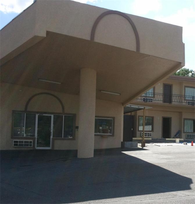 Economy Inn Hot Springs Exterior photo